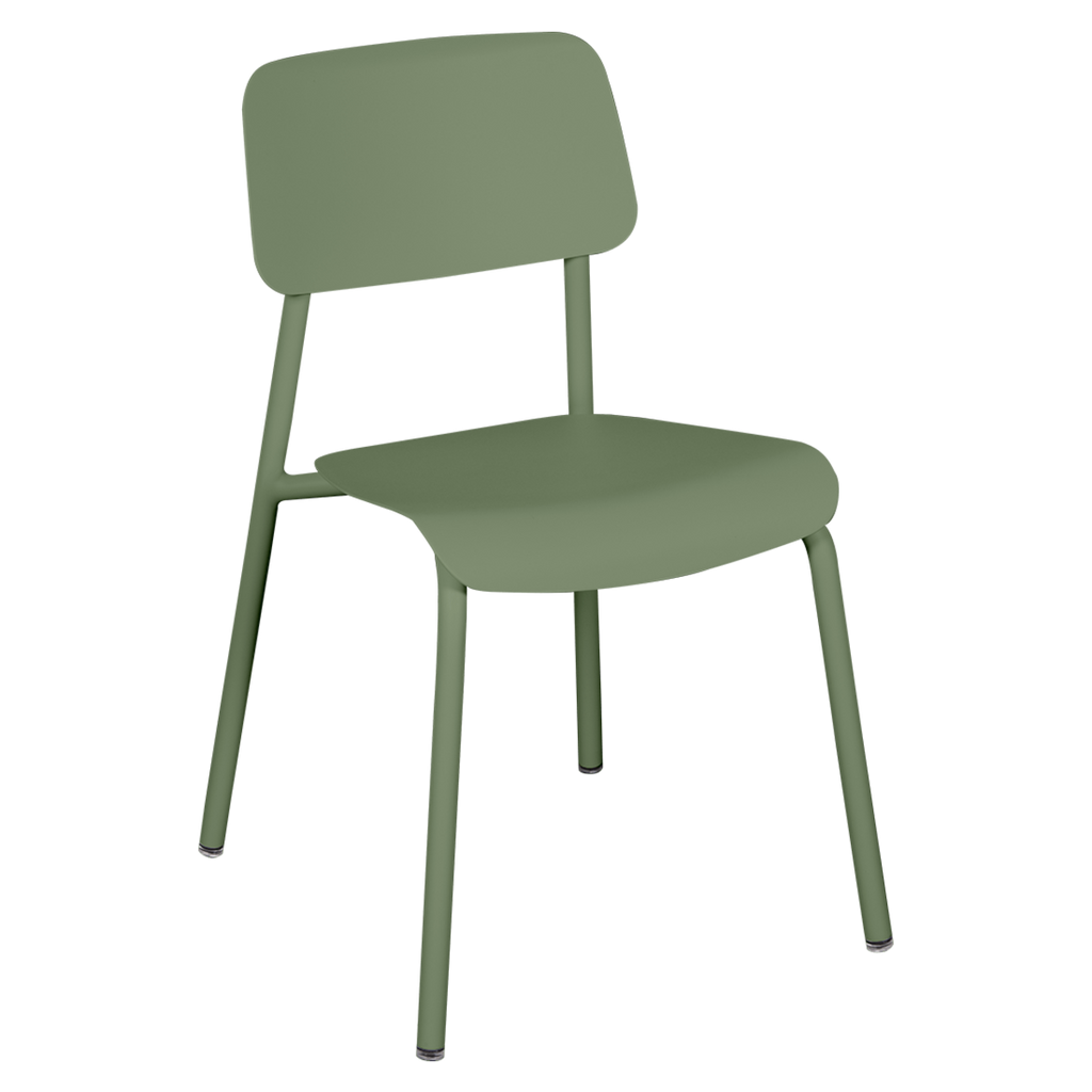 Cactus green lightweight aluminum chair with curved seat for comfort. 
